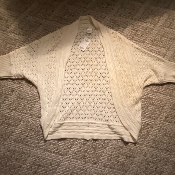 Juniors size large sweater - Picture 2 of 3